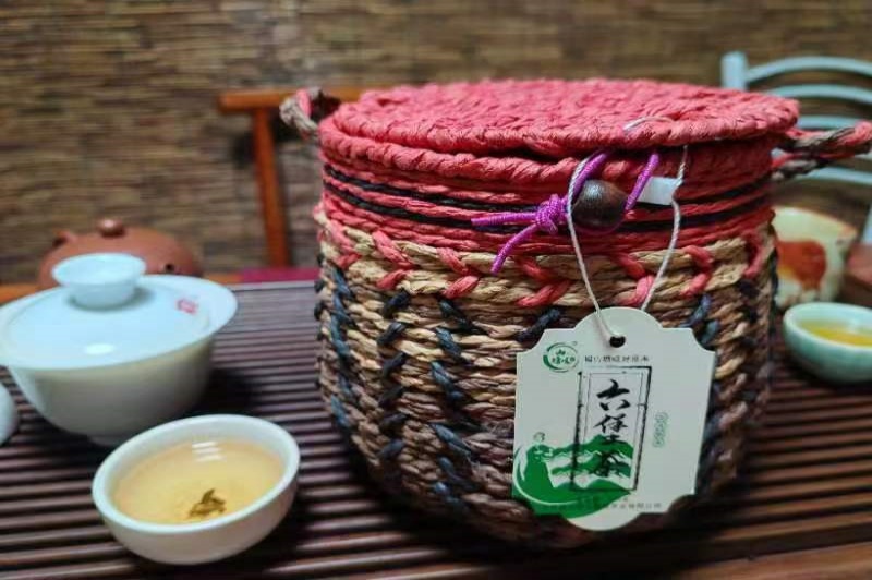 定制六堡茶：以茶为媒，传递专属文化价值——山塘岐品牌打造个性化茶礼解决方案