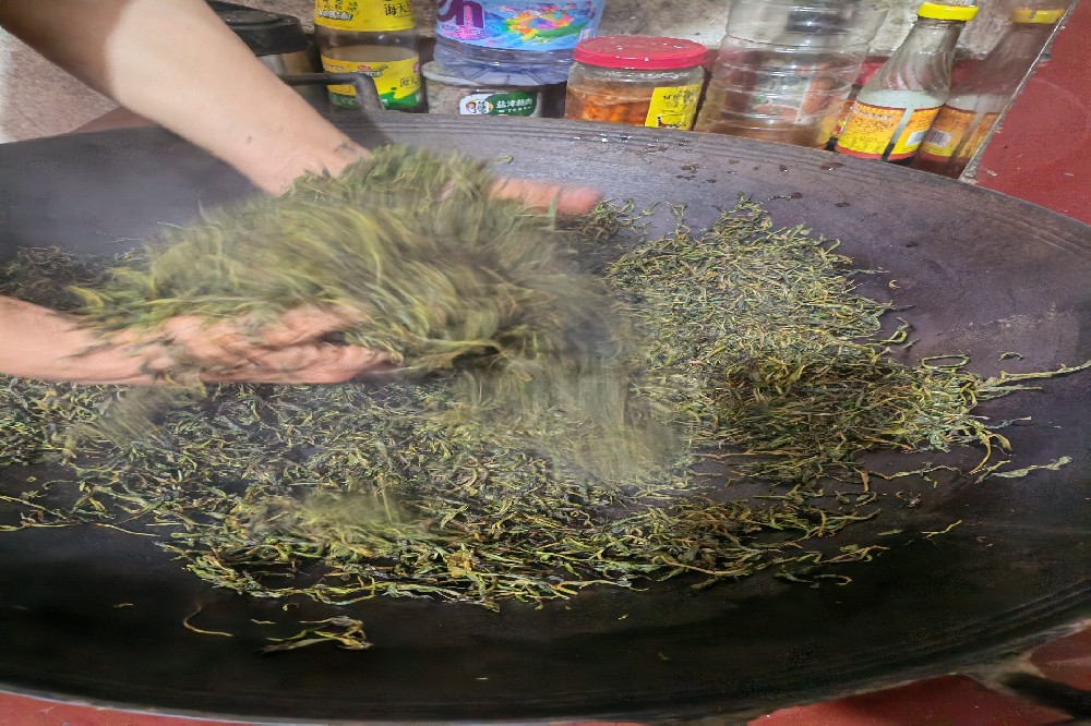 推荐｜山塘岐六堡茶：藏于苍梧深山的多香型古法好茶